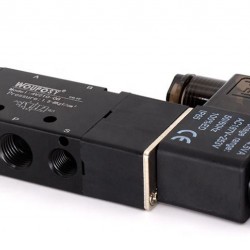 4V210-08 AC 220 elek.razvodnik 1/4" 5/2 1bobina