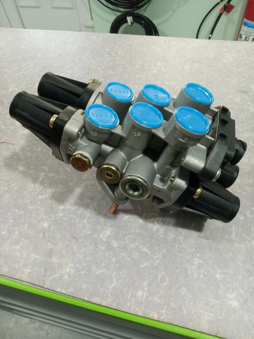 SESTOKRUZNI VENTIL-AE4502 SESTOKRUZNI VENTIL-AE4502
