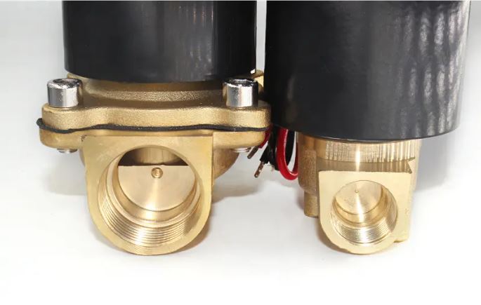 Elektromagnetni ventil 2W160-15, 1/2" 220V